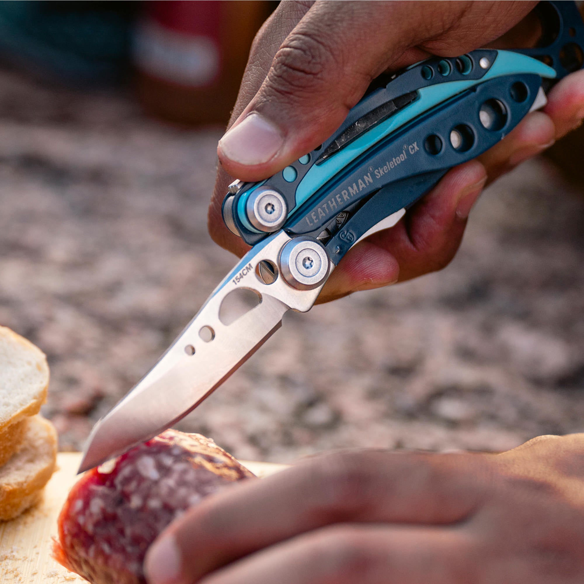 skeletool_cx_nightshade_lifestyle_02_20260717203903.jpg